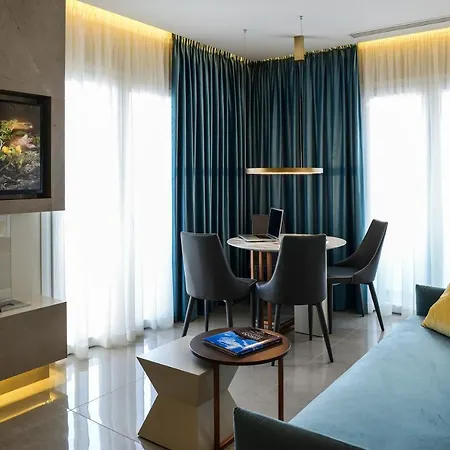 L-suites Kavala