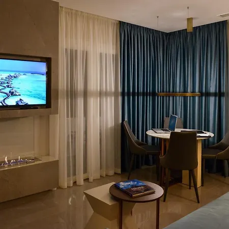 L-suites Daire Kavala