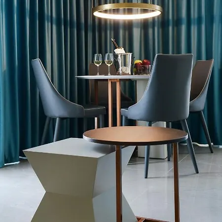 L-suites Lejlighed Kavala