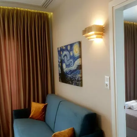L-suites * Kavala