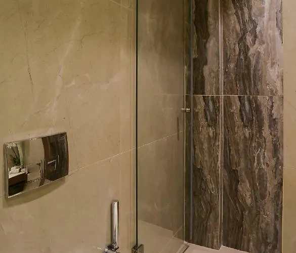 L - Διαμέρισμα *