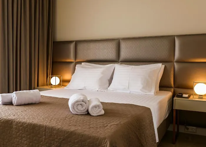 L - Διαμέρισμα